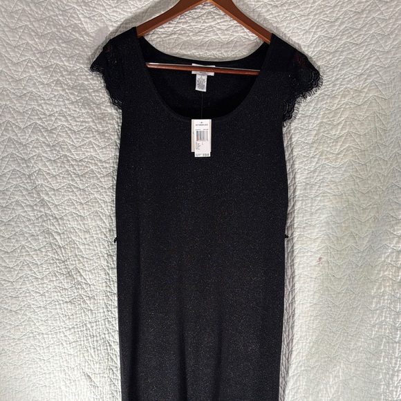 Carmen Marc Valvo Dresses & Skirts - Carmen Marc Valvo Black Metallic Dress lace cap sleeves